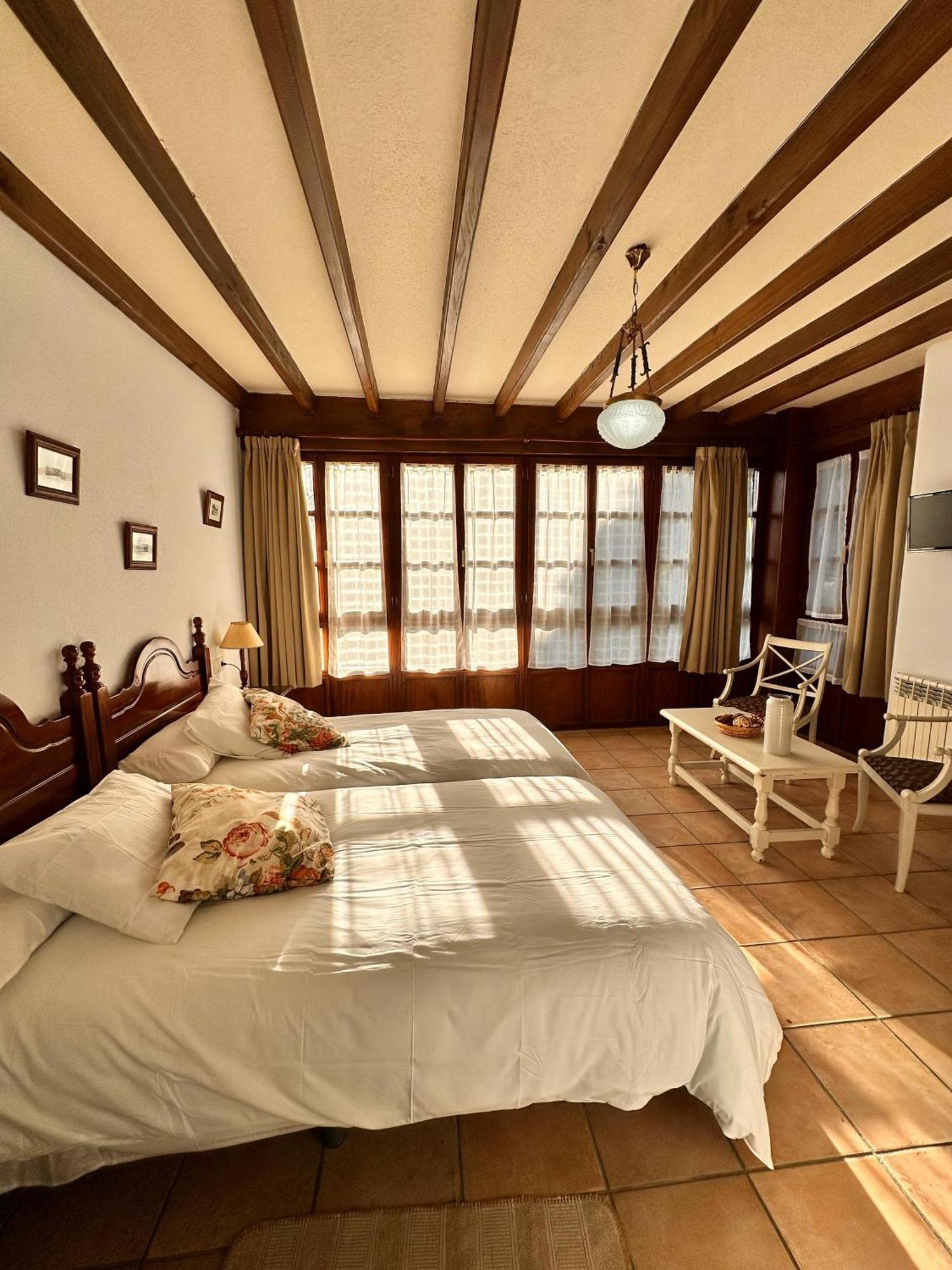 La Nozal De La Pena Guest House Villaviciosa  Ruang foto