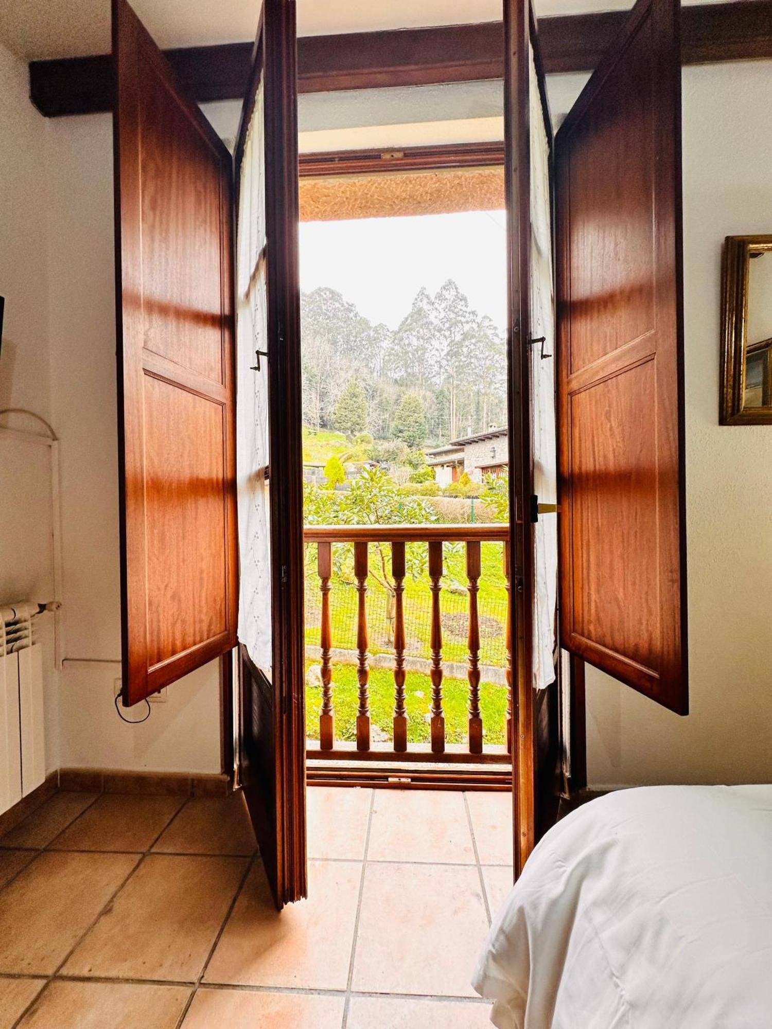 La Nozal De La Pena Guest House Villaviciosa  Bagian luar foto