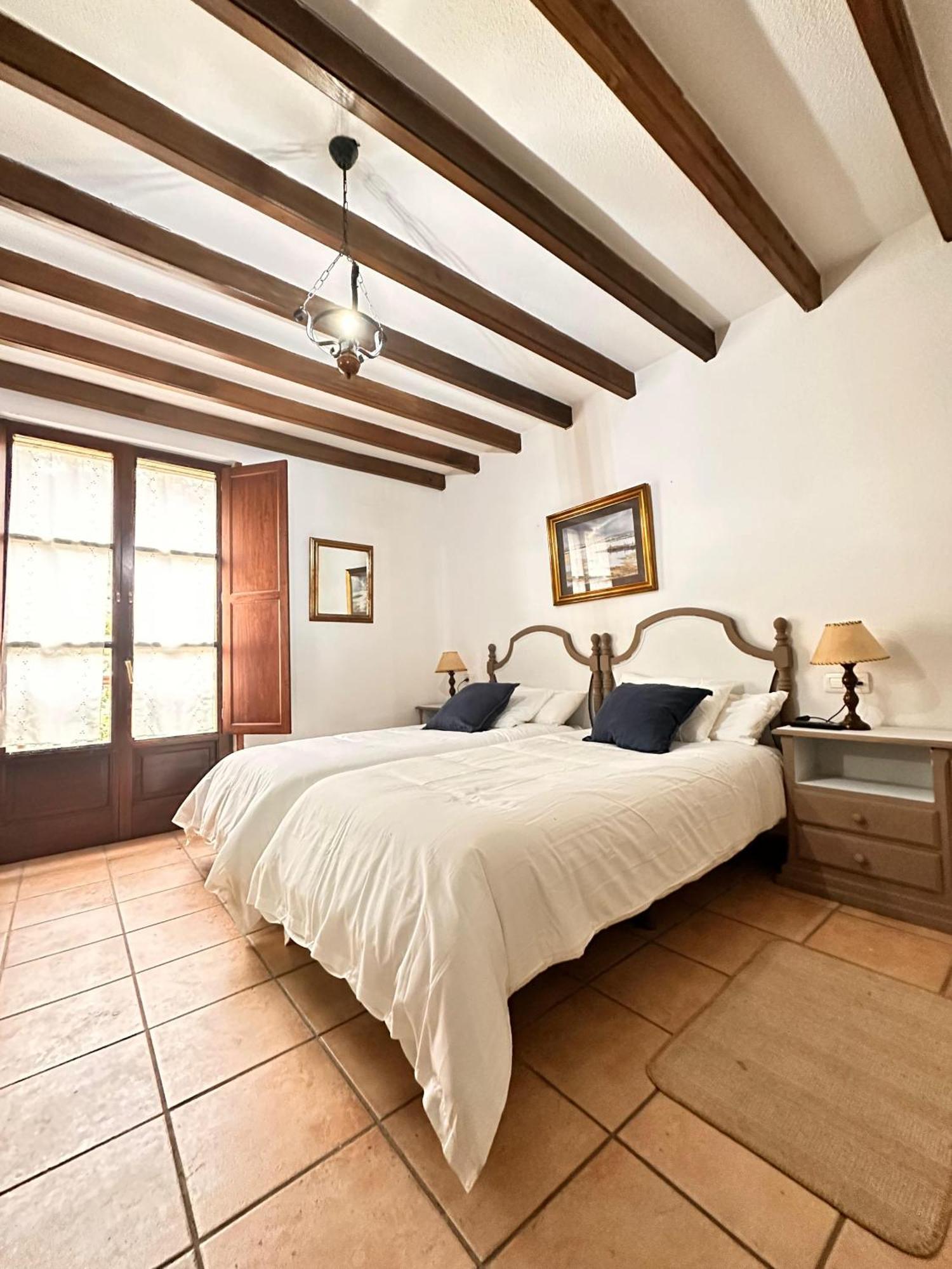 La Nozal De La Pena Guest House Villaviciosa  Bagian luar foto
