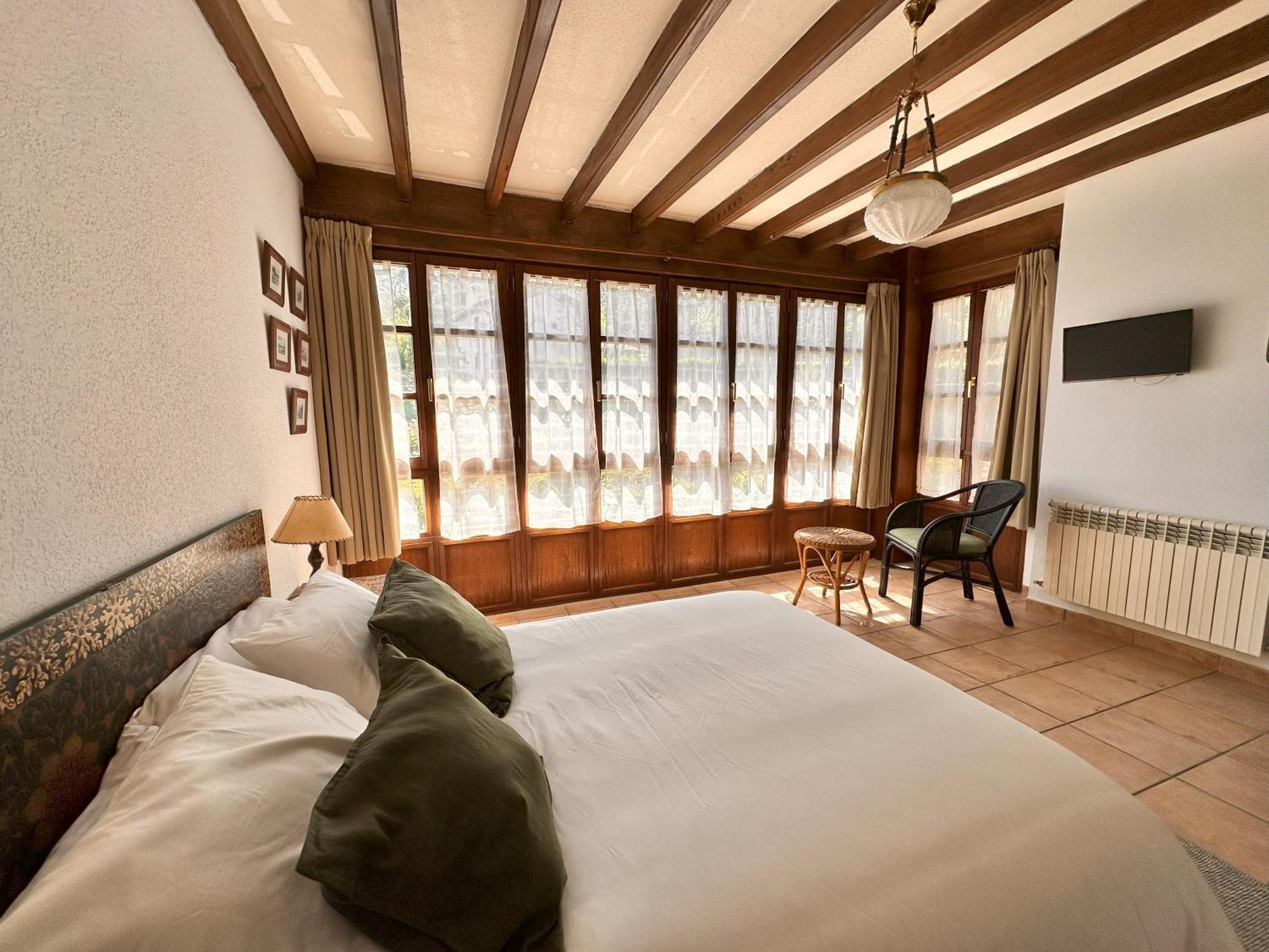 La Nozal De La Pena Guest House Villaviciosa  Bagian luar foto