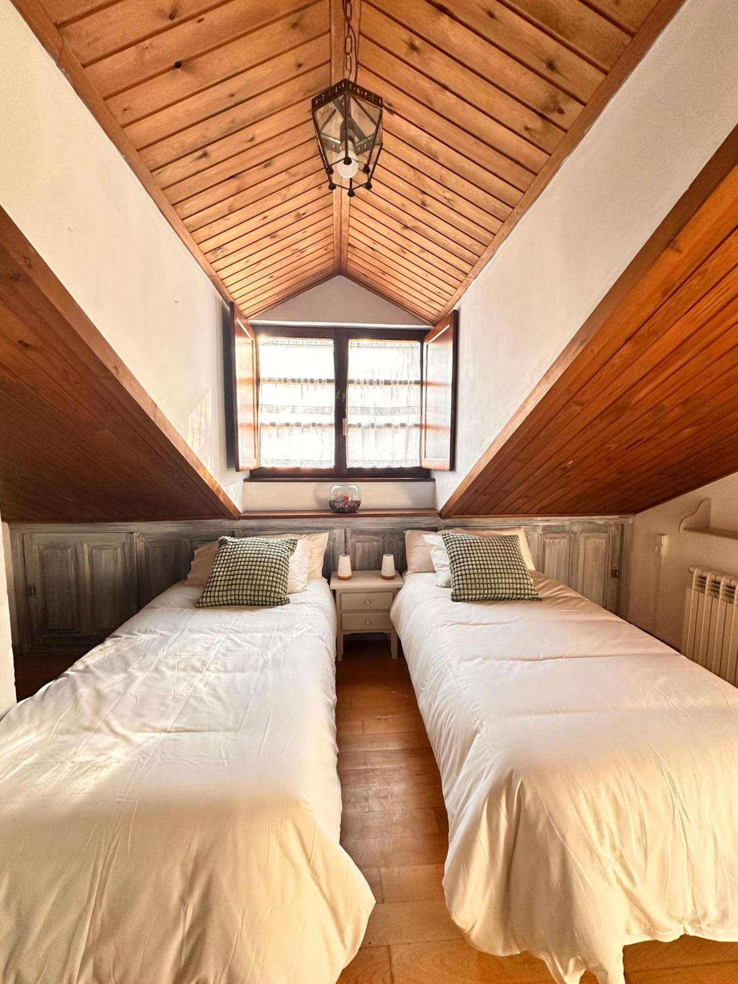 La Nozal De La Pena Guest House Villaviciosa  Bagian luar foto