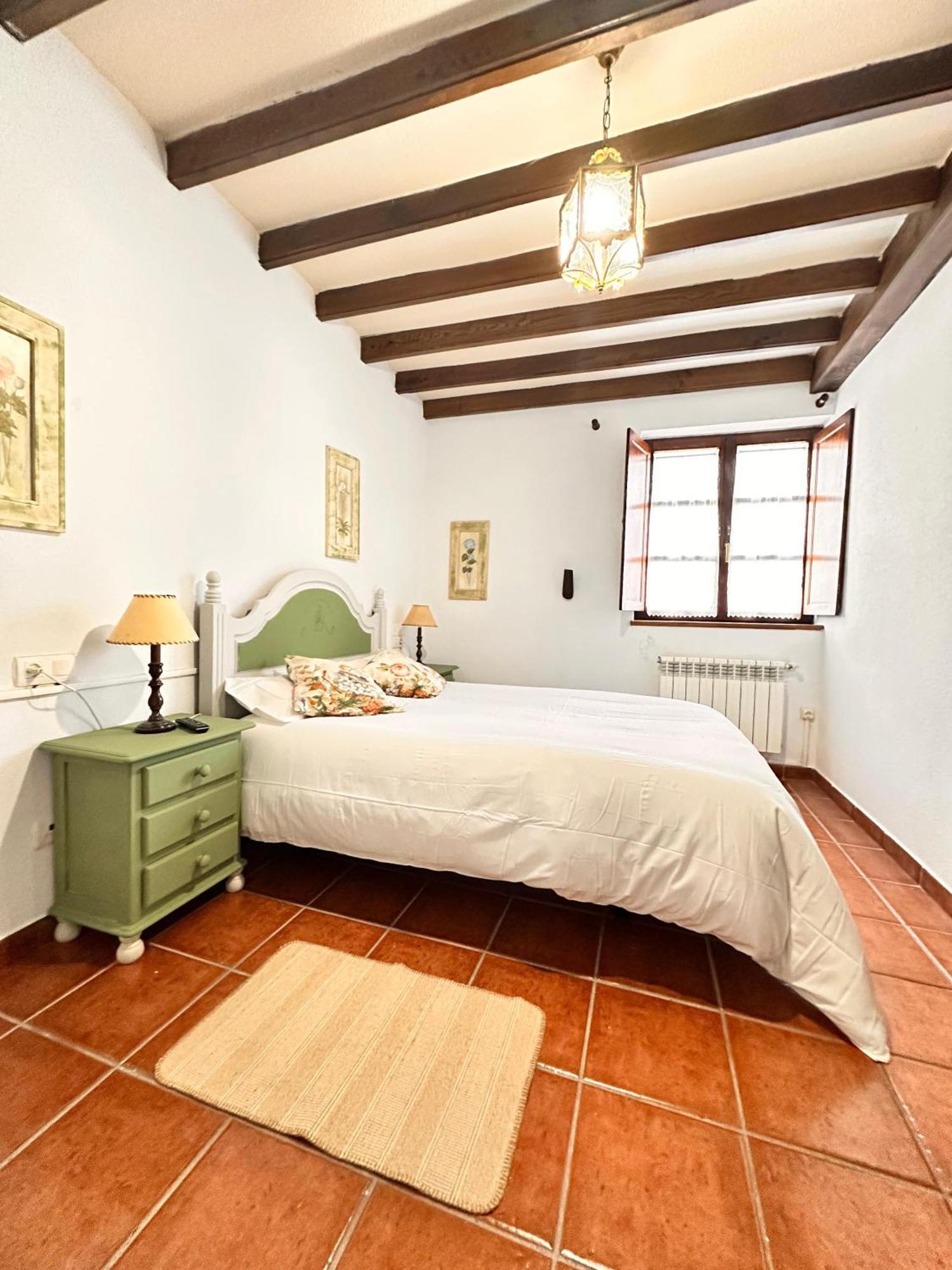 La Nozal De La Pena Guest House Villaviciosa  Bagian luar foto